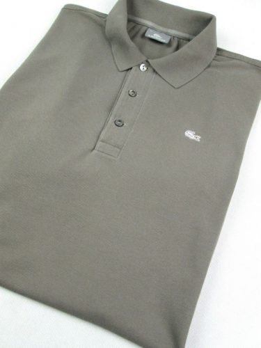 LACOSTE SPORTOS ELEGÁNS RÖVID UJJÚ FÉRFI (L) HOMOK-SZÜRKE GALLÉROS PÓLÓ